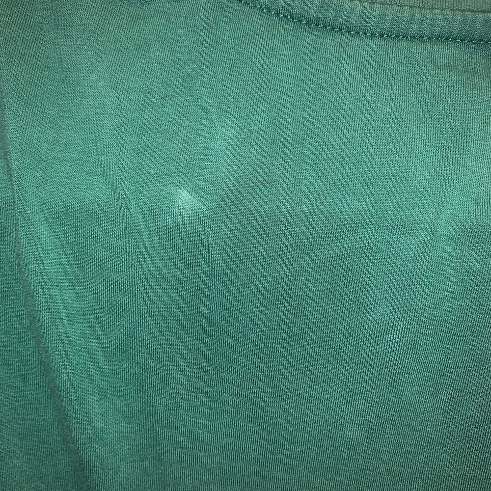 Shein tee - Picture 3 of 4